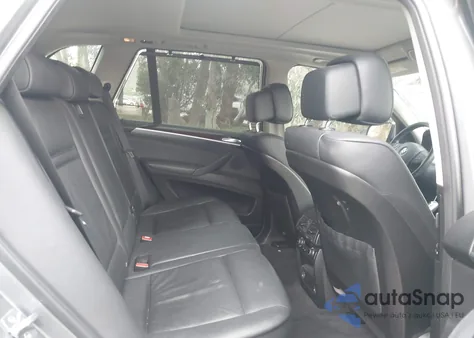 2011 BMW X5 xDrive35I/xDrive35I Premium/xDrive35I Sport Activity z USA, uszkodzony, nr VIN 5UXZV4C51BL738123